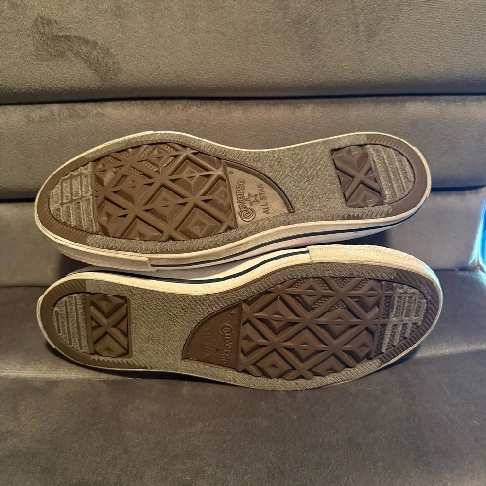 Women’s White Slip-On Converse Sneakers Size 8